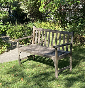 old wooden bench